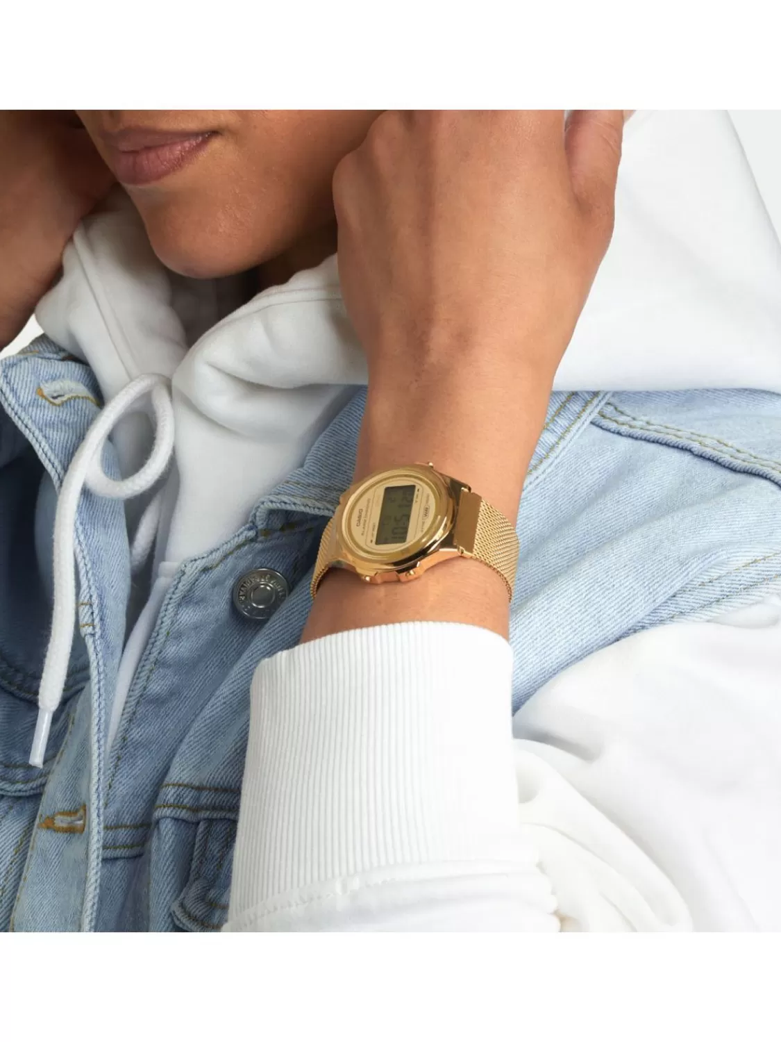 Casio Digitaluhr Vintage Goldfarben Mit Milanaiseband | Herrenuhren