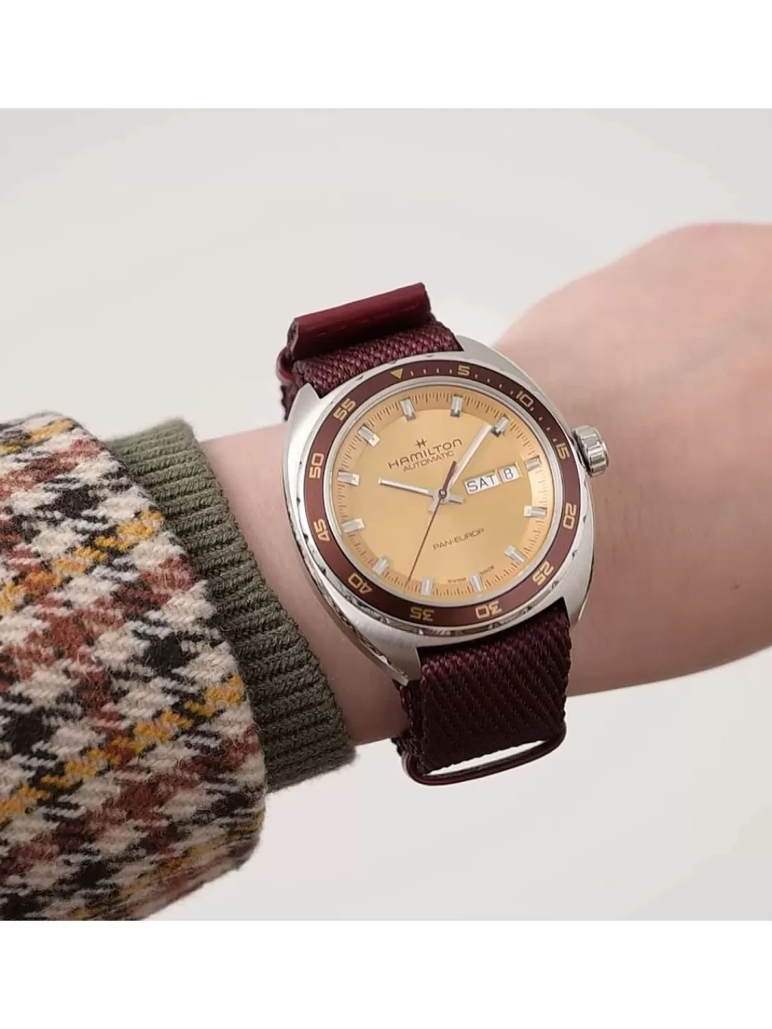 Hamilton Herrenuhr Pan Europ Day Date Automatik Beige 2 Bander | Herrenuhren